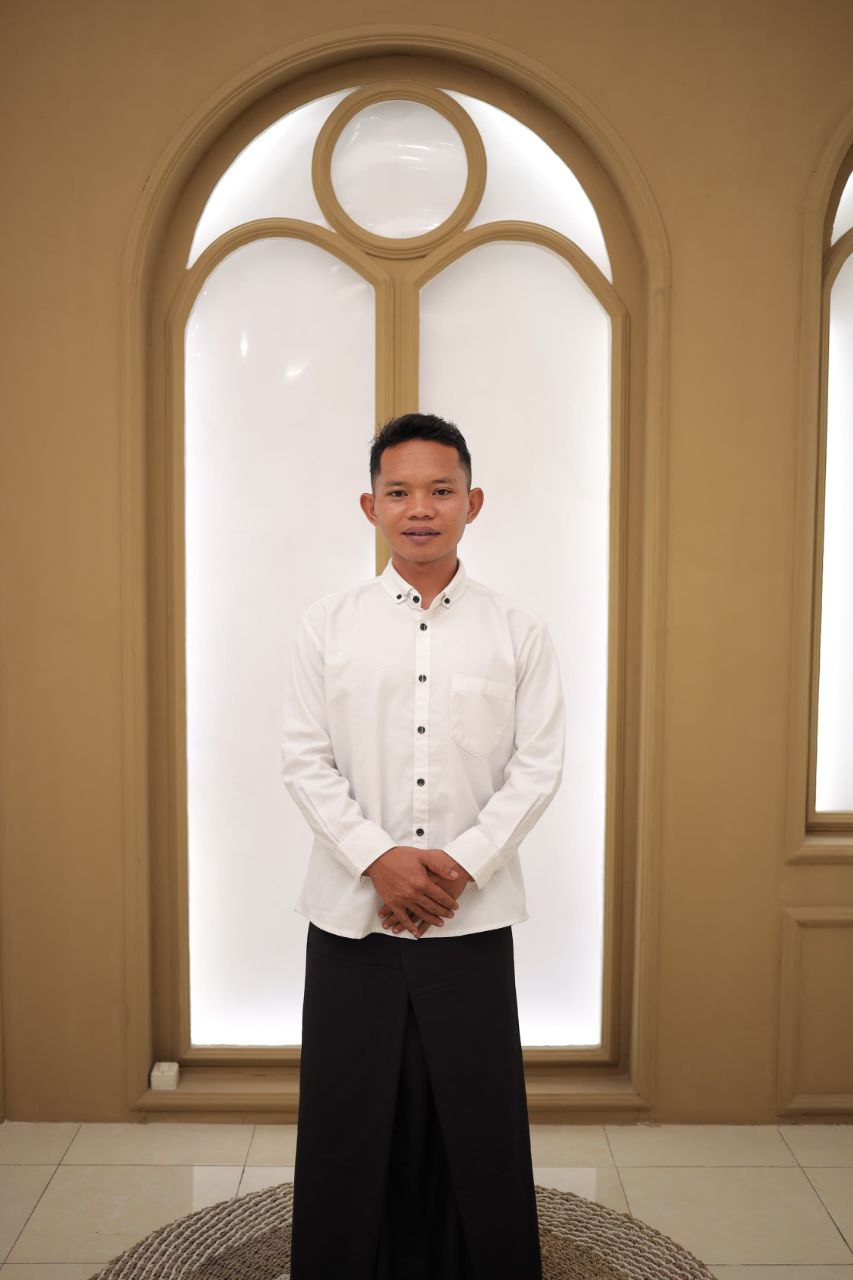 photo 6158962920868922649 y