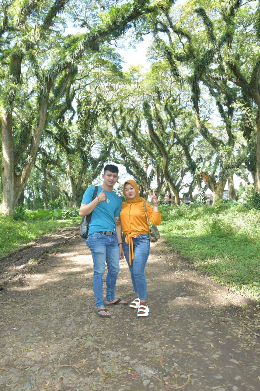 photo 6127281433916148542 y