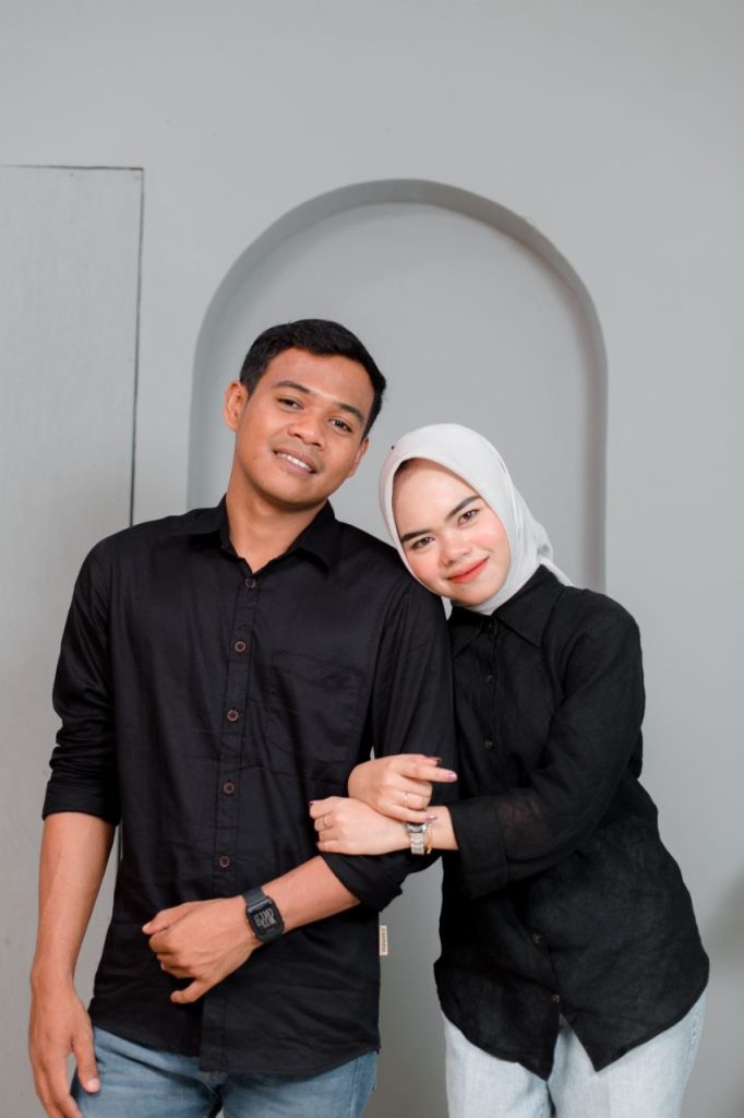 photo 6154582591101668353 y