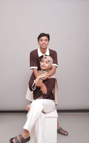 photo 6113957350147296109 y