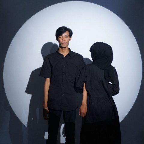 photo 6158962920868922960 y