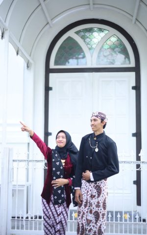 photo 6163419988824362282 y